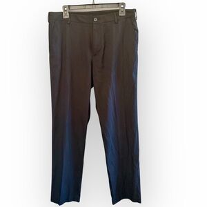 Van Heusen Men's Straight Leg Black Dress Pants, Size 33x32